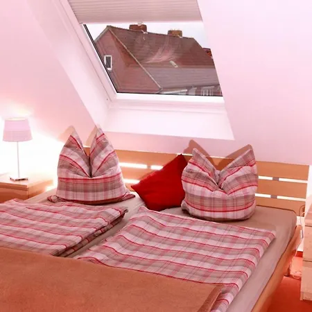 16 Apartment *